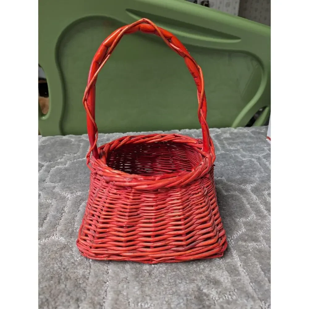 CHRISTMAS Red Woven Wicker BASKET 9.5